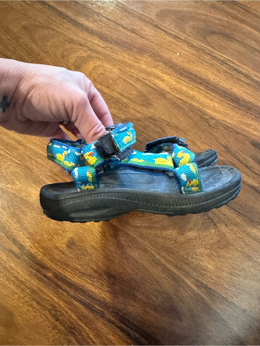 Teva Kids Blue Sandals with Yellow Duck Print - Picture 3 of 5